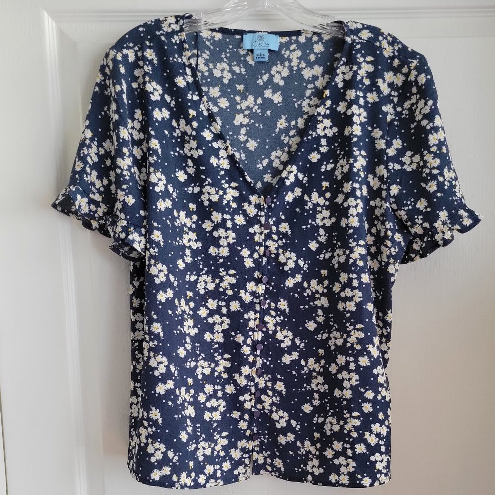 CECE Blue short sleeve floral blouse with white flowers